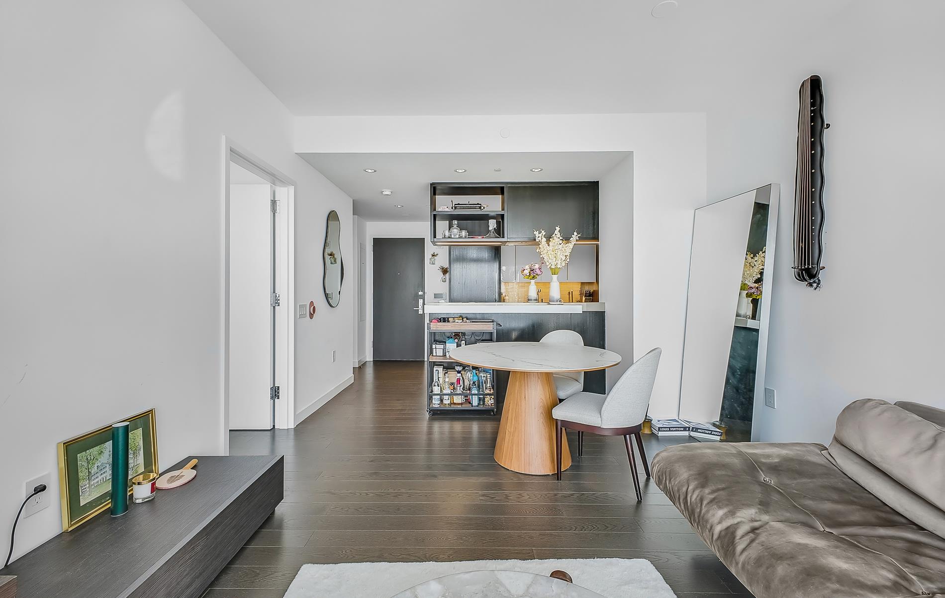 252 South Street 73-K