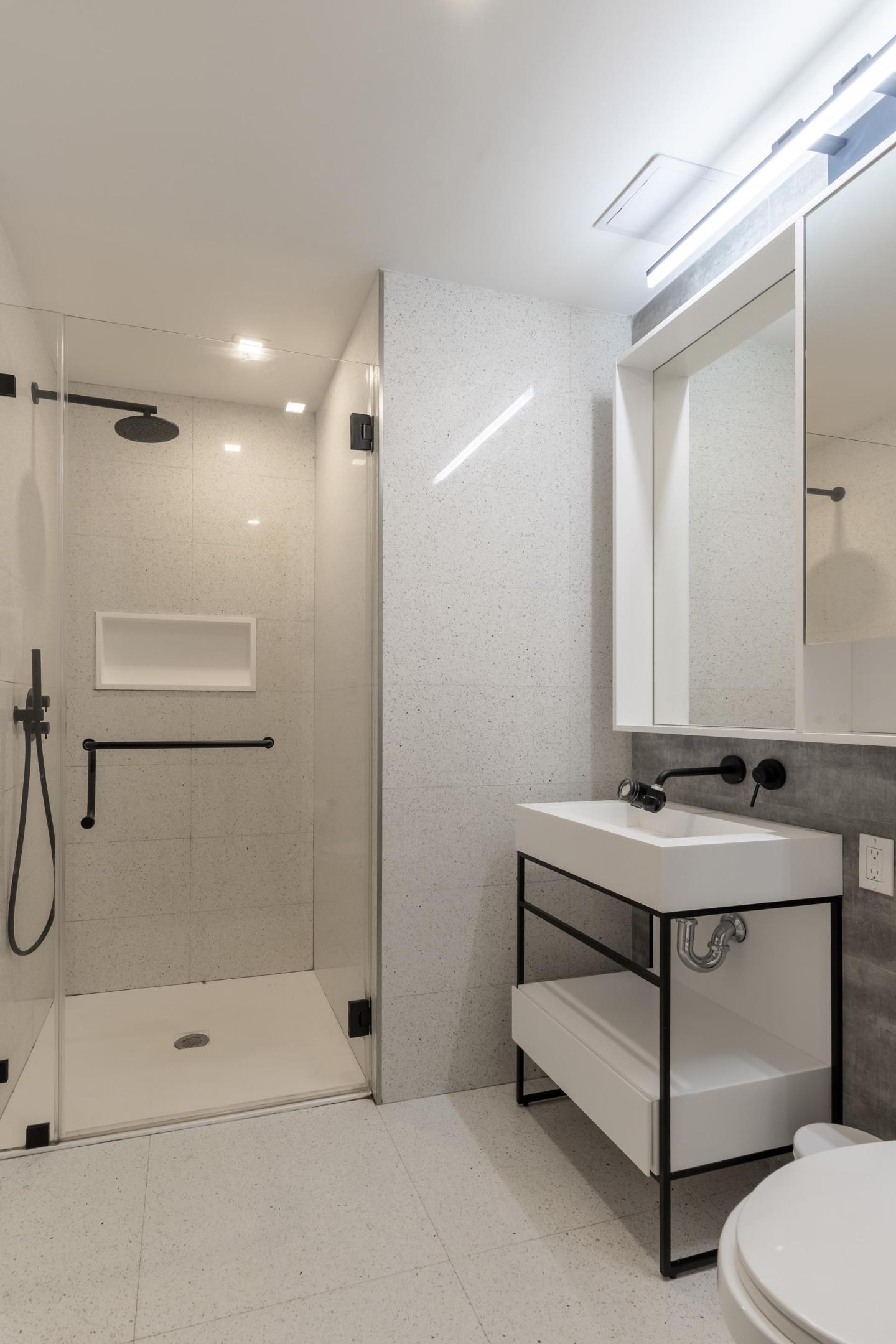 181 E 101st Street 804