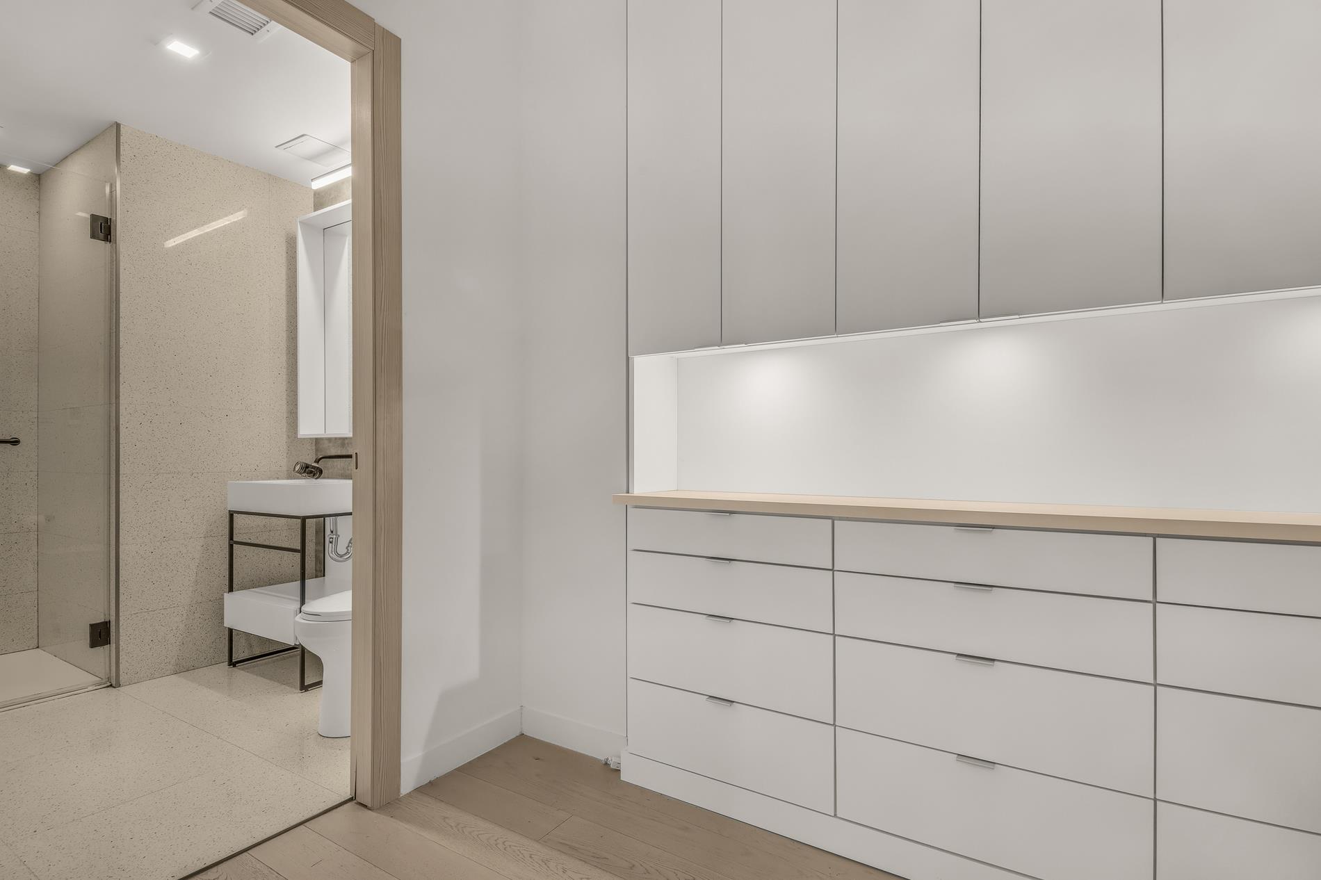 181 E 101st Street 804