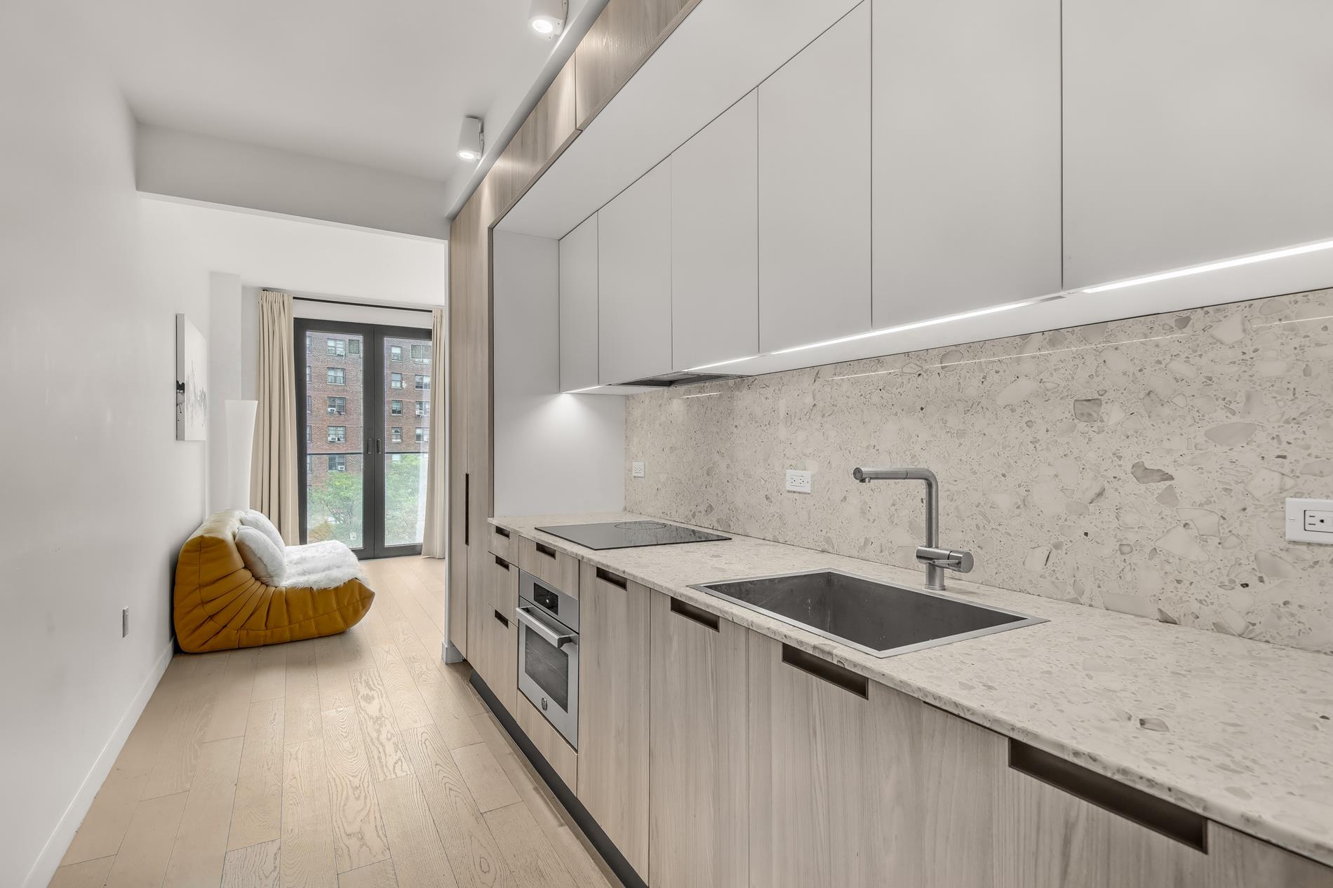 181 E 101st Street 804