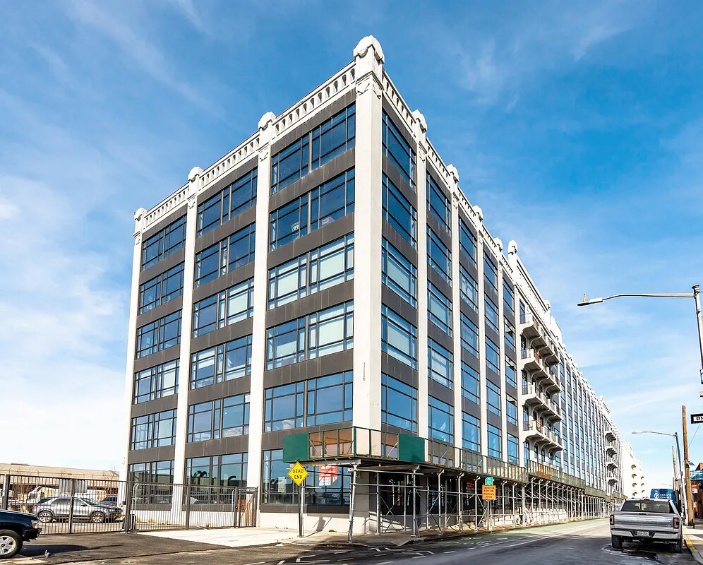 160 Imlay Street 3-B2