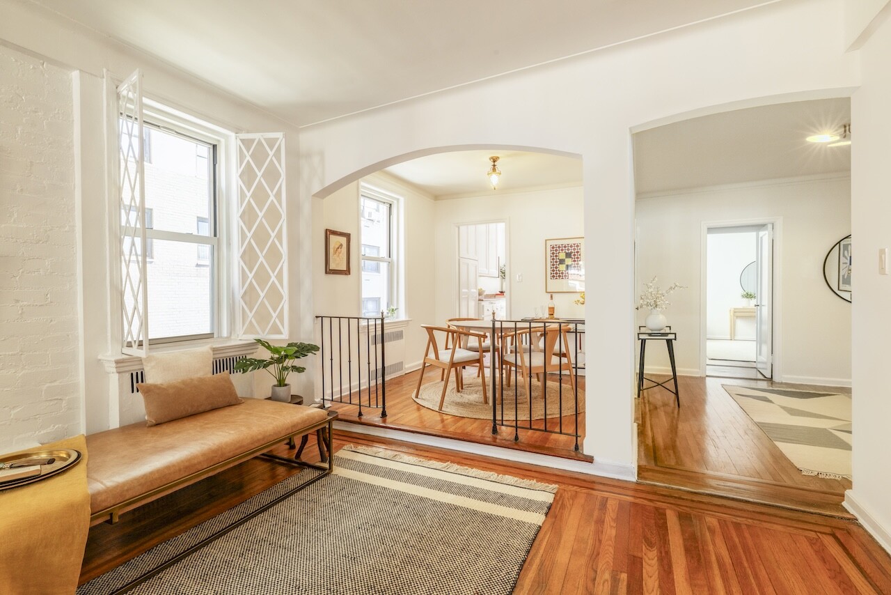 310 W 55TH Street 6H