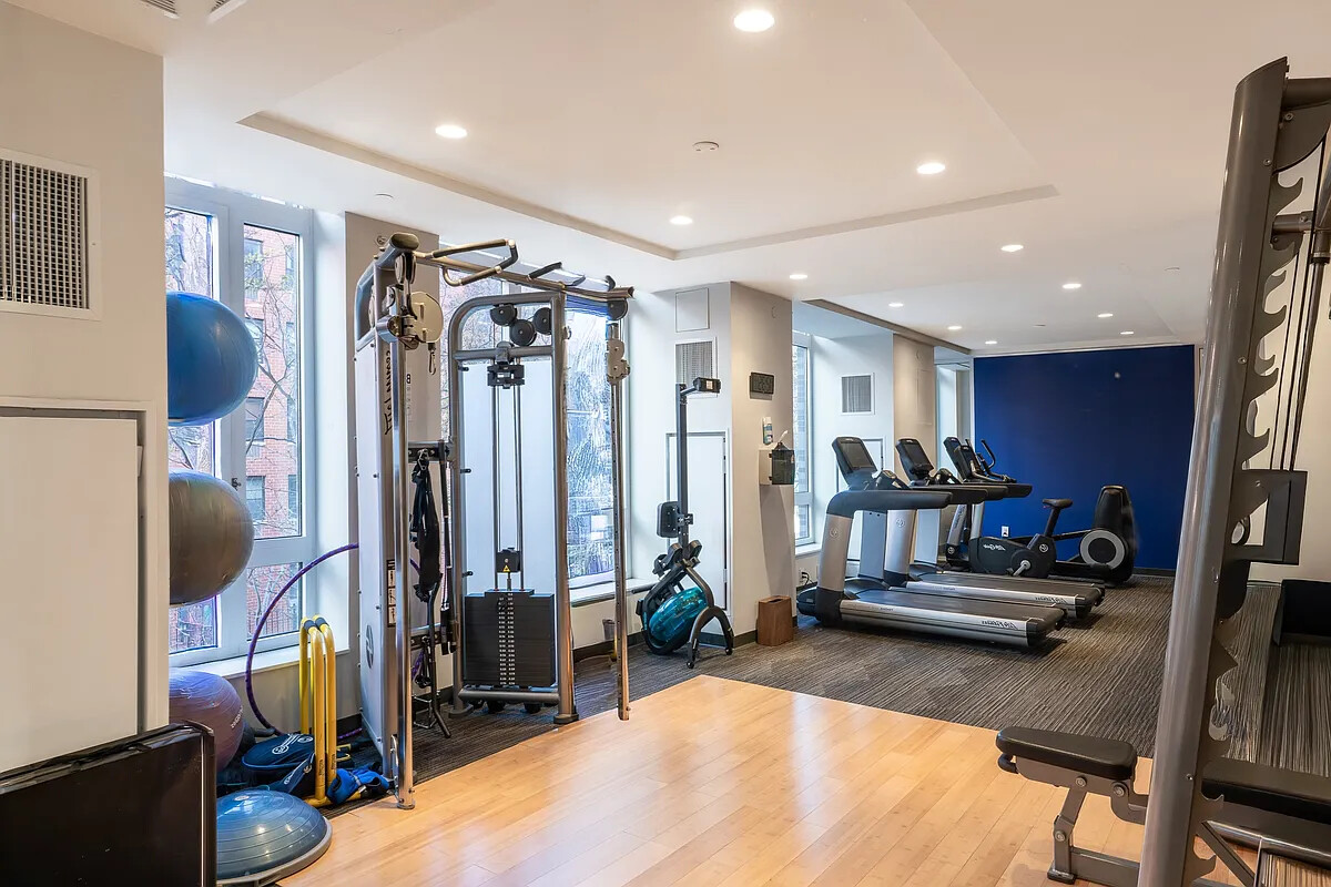 285 W 110TH Street 3C