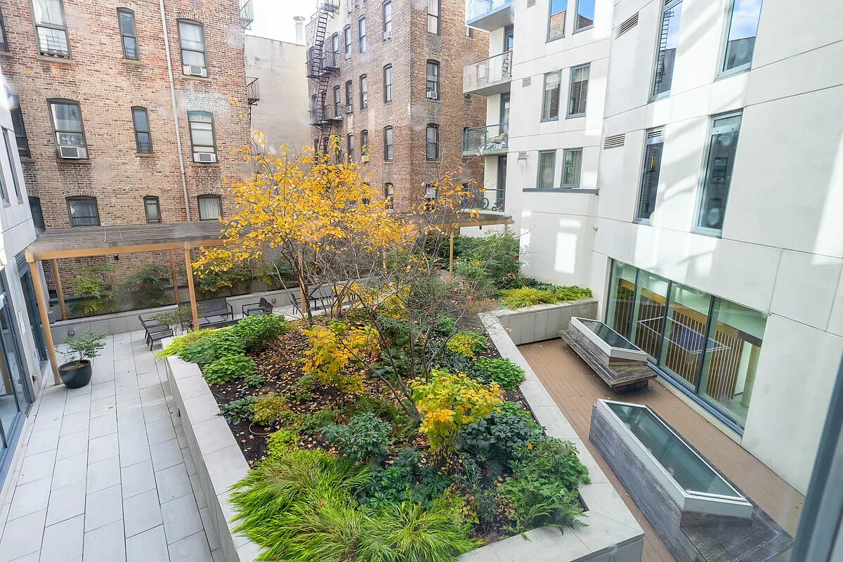 285 W 110TH Street 3C