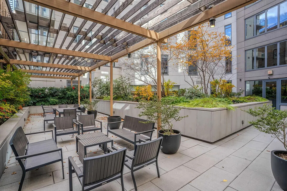 285 W 110TH Street 3C