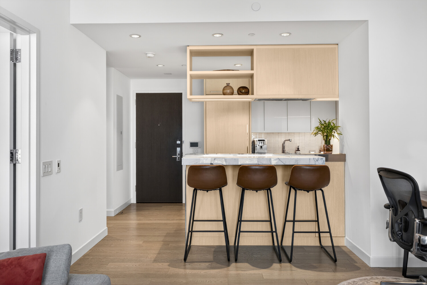 252 SOUTH Street 64G