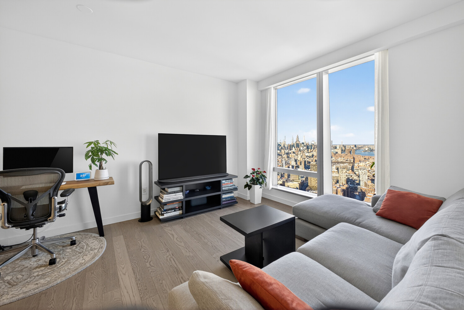 252 SOUTH Street 64G