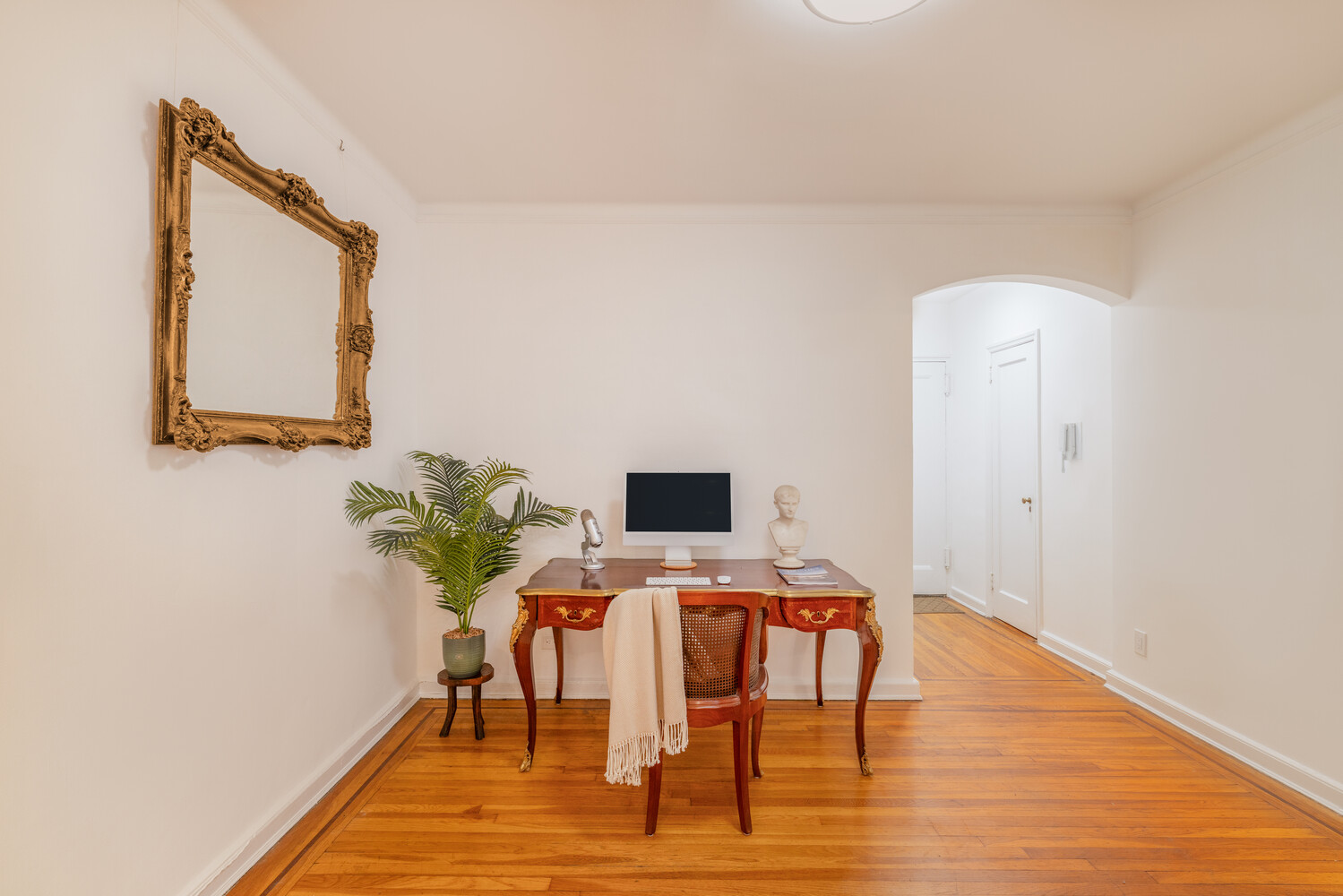 310 W 55TH Street 2D