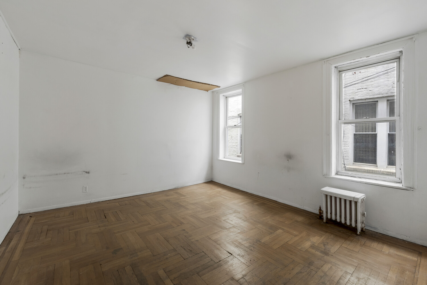 1673 66TH Street