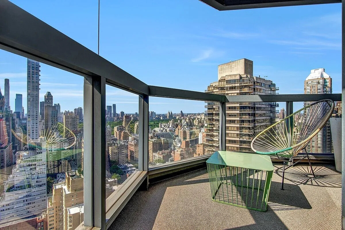 200 E 61ST Street 35B