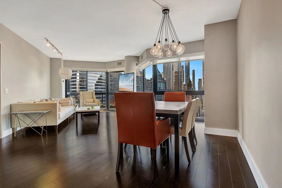 200 E 61ST Street 35B