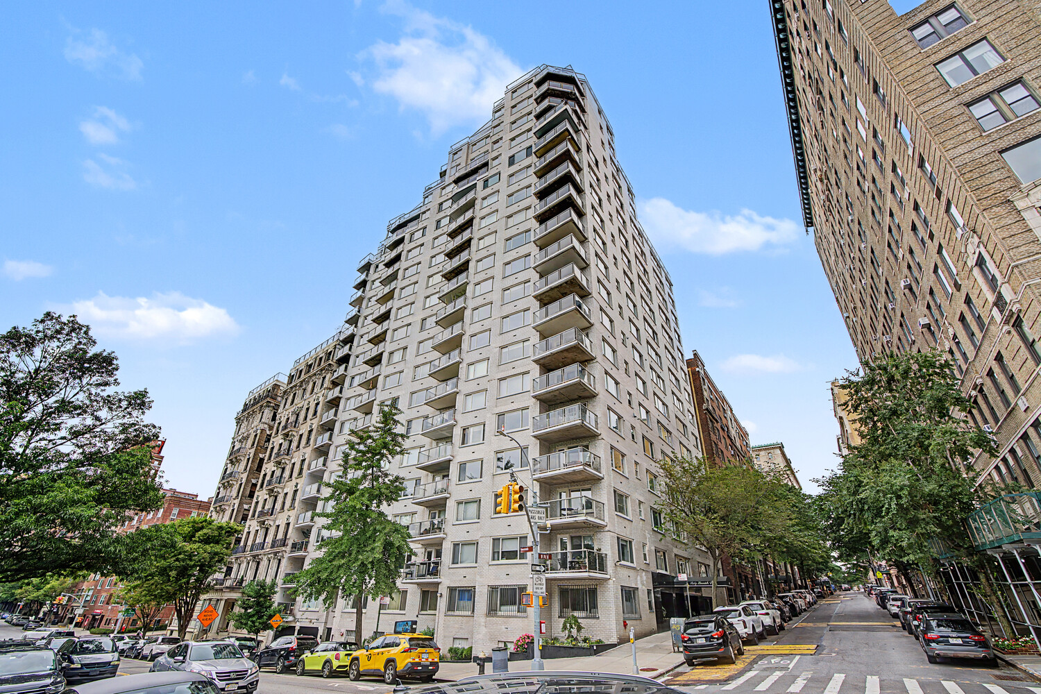 60 RIVERSIDE Drive 3H