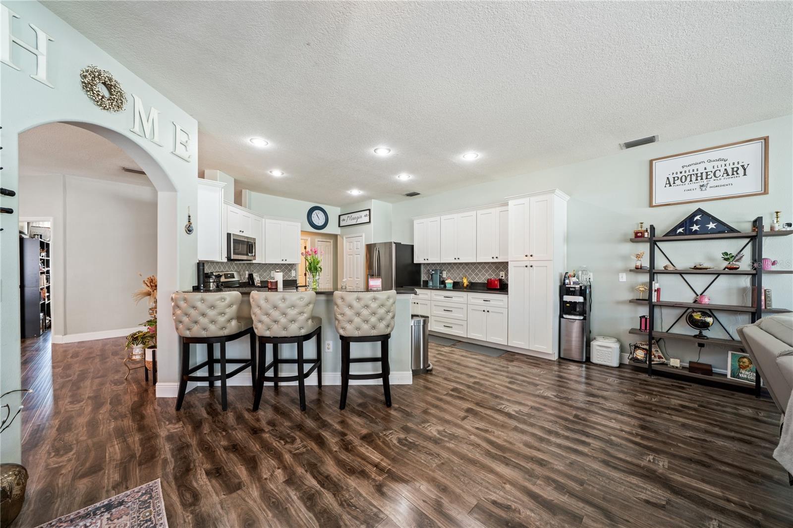 1447 STETSON DR