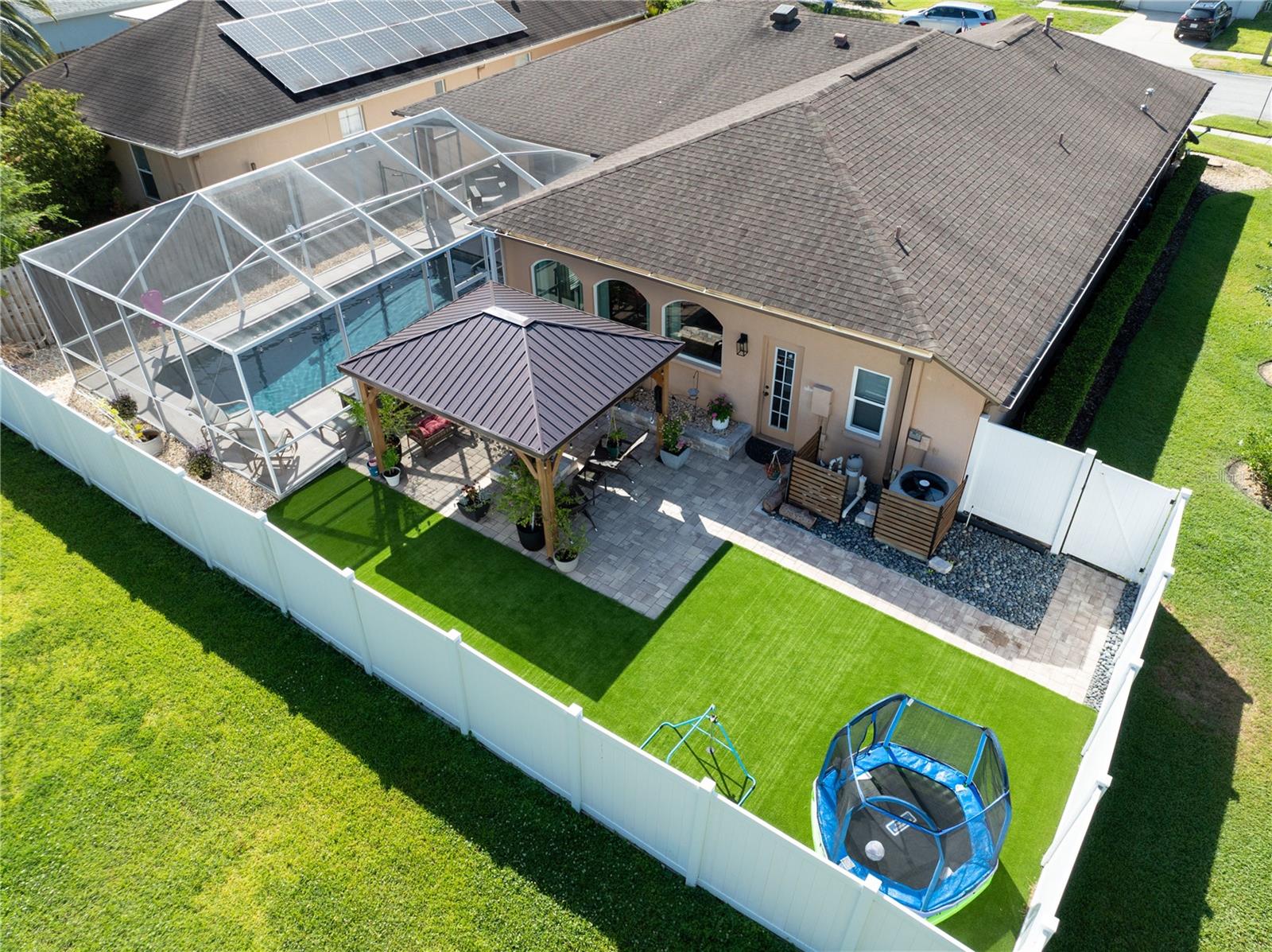 1447 STETSON DR