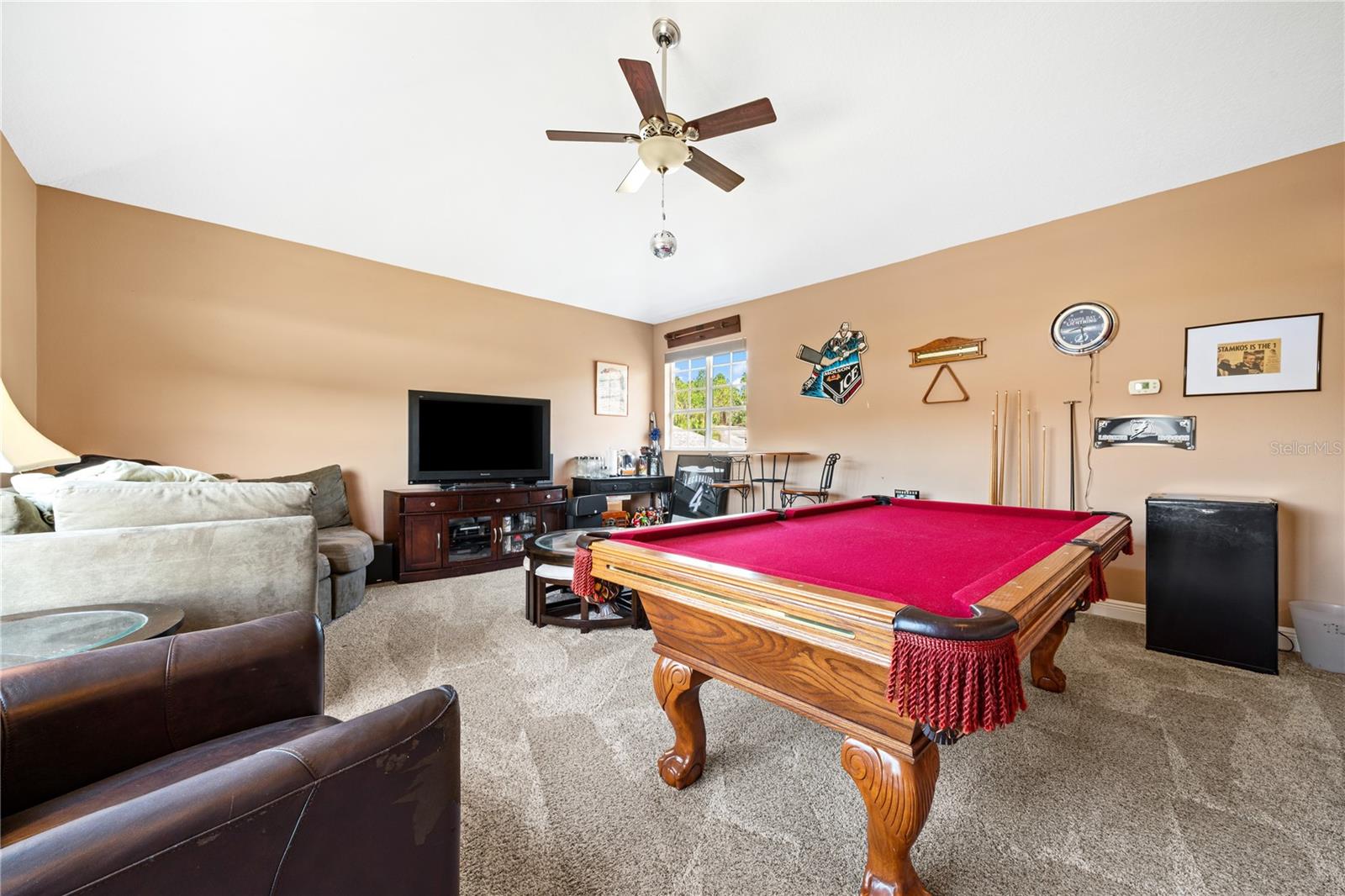 1615 BEACONSFIELD DR