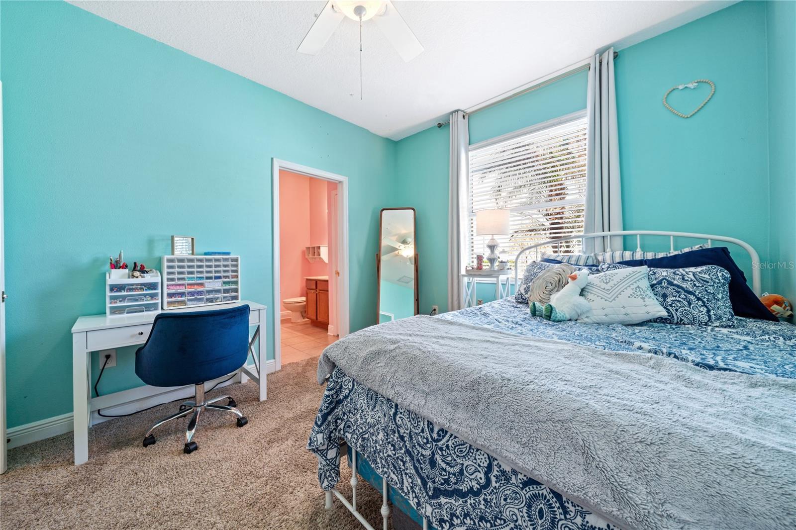 1615 BEACONSFIELD DR