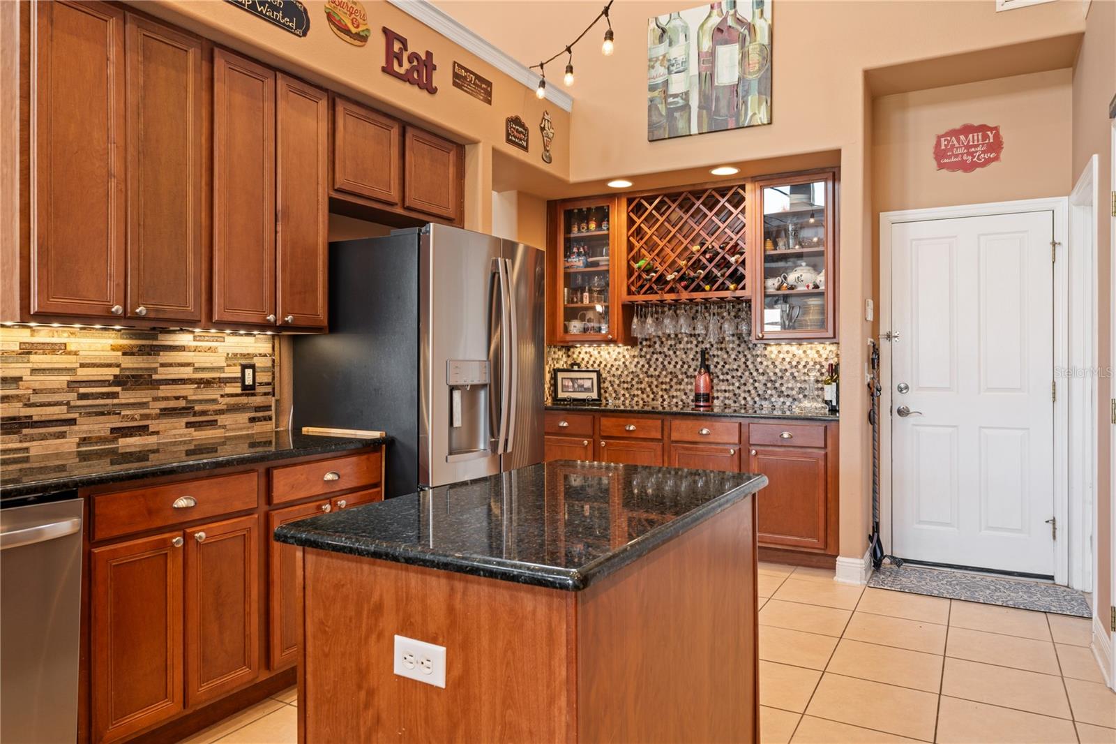 1615 BEACONSFIELD DR