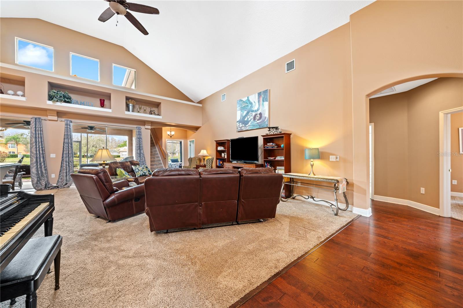 1615 BEACONSFIELD DR