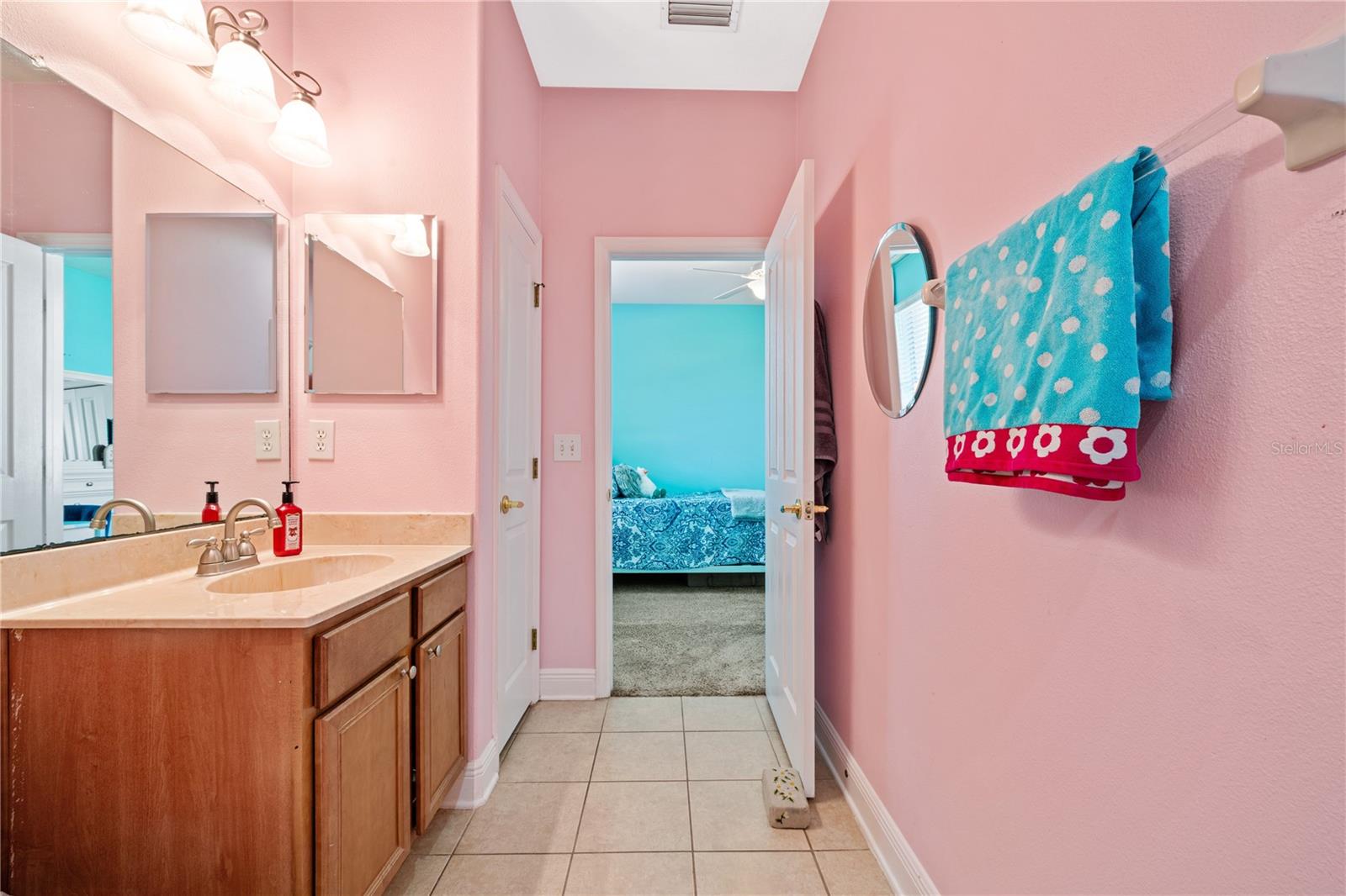 1615 BEACONSFIELD DR