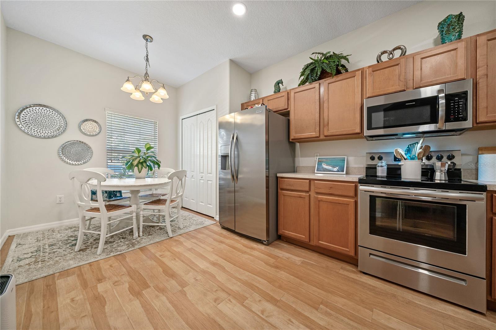 2349 WILLIMETTE DR
