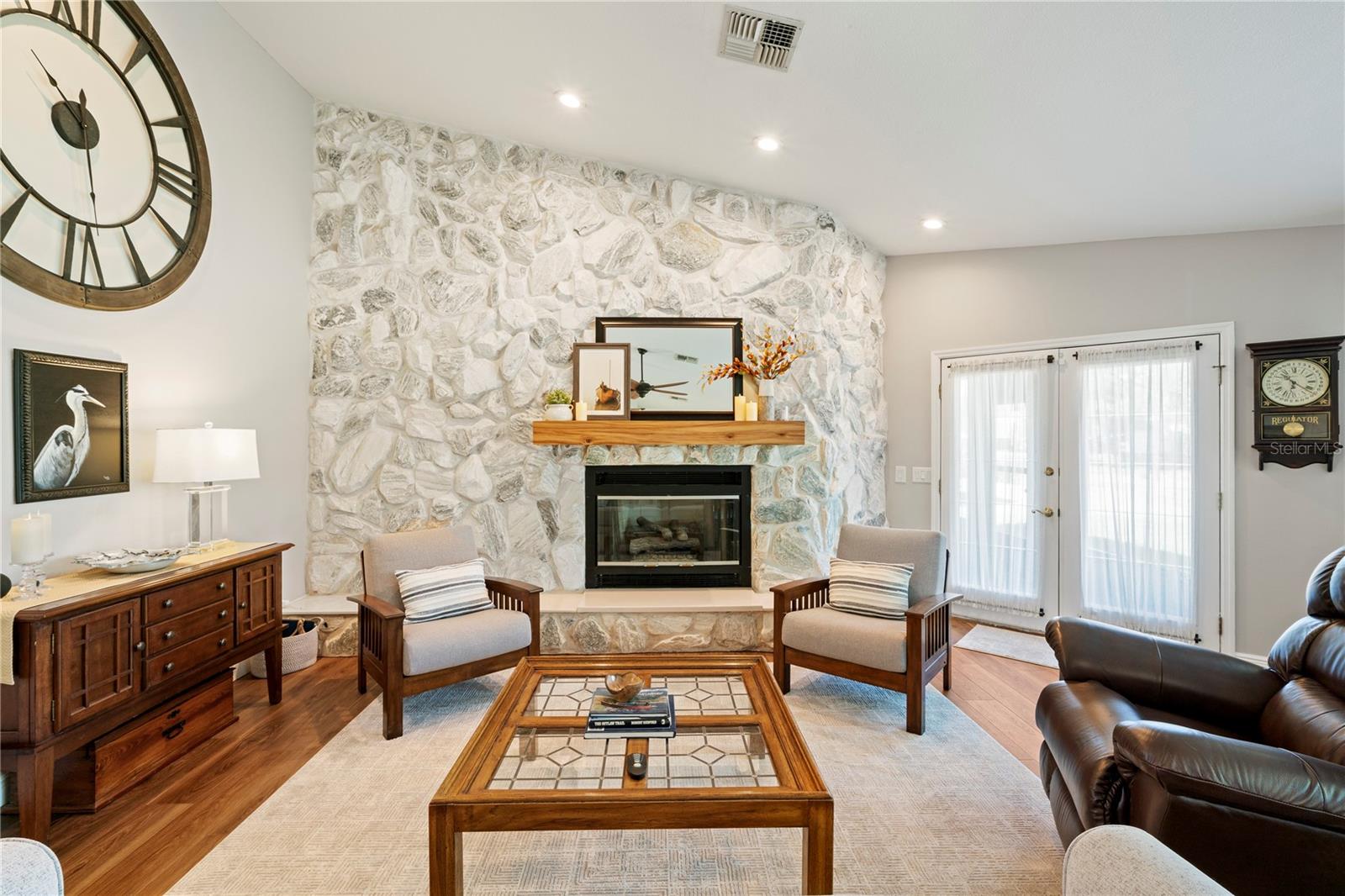 6219 HUNTINGTON DR