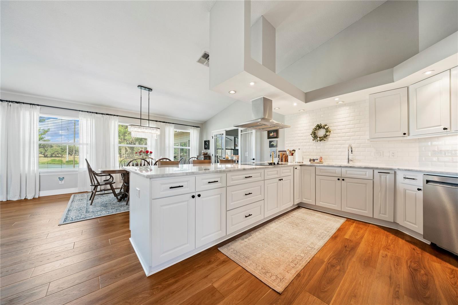 6219 HUNTINGTON DR
