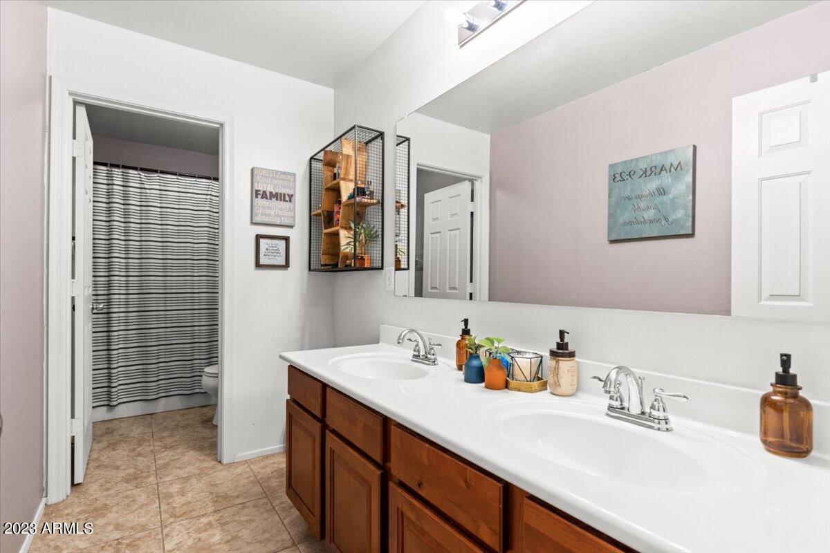 3416 W APOLLO Road, Phoenix