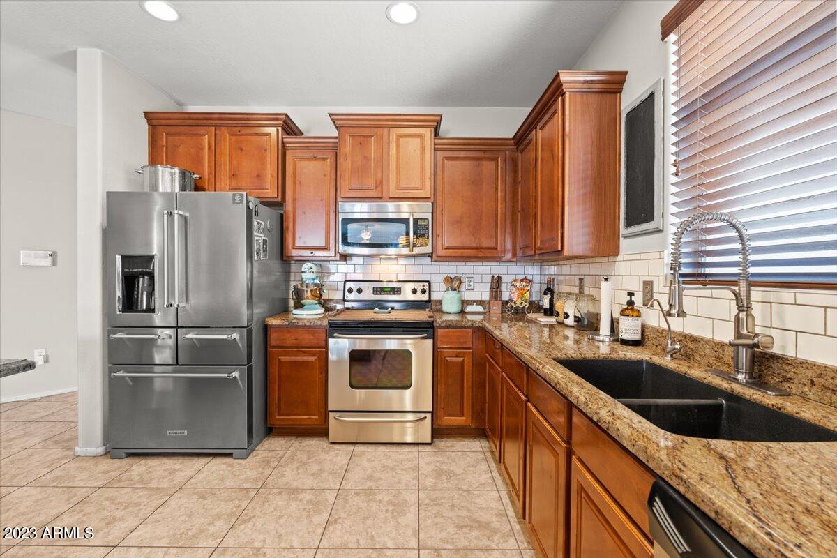 3416 W APOLLO Road, Phoenix