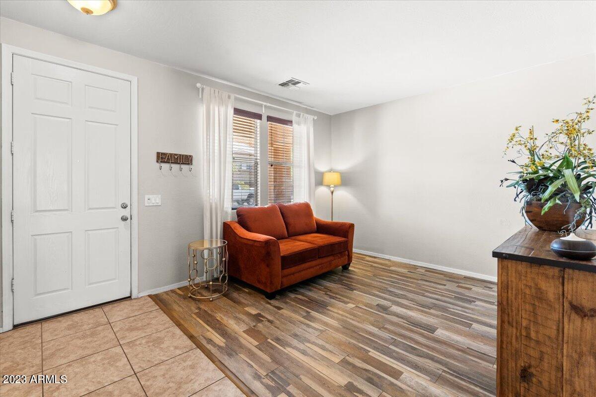 3416 W APOLLO Road, Phoenix