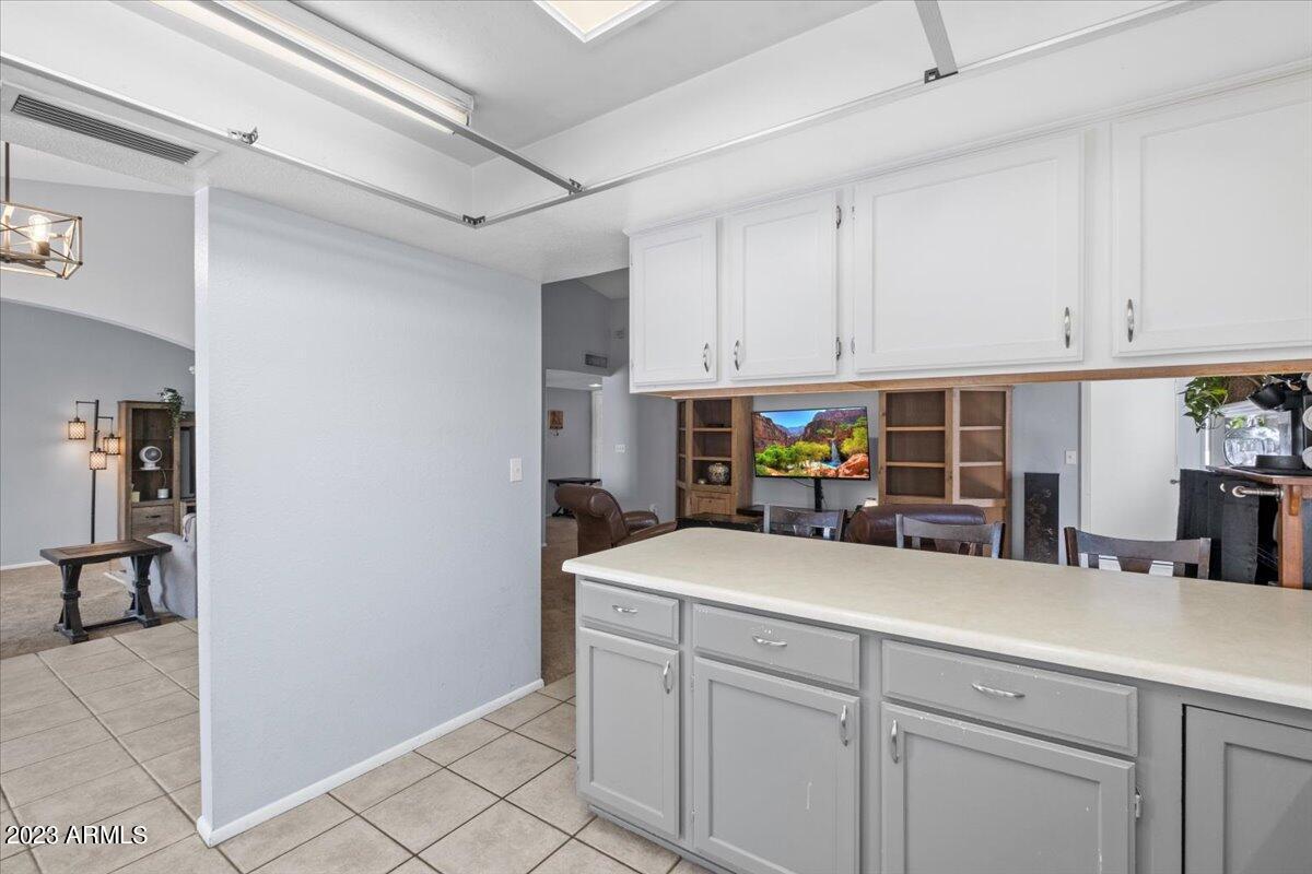 6334 W MOUNTAIN VIEW Road, Glendale