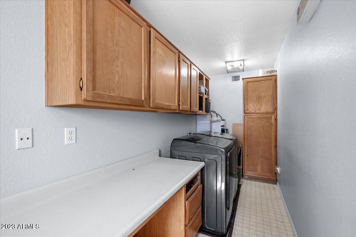 6334 W MOUNTAIN VIEW Road, Glendale