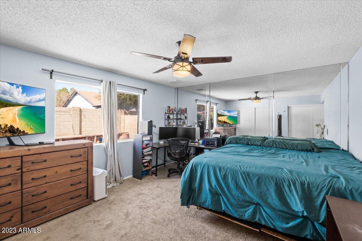 6334 W MOUNTAIN VIEW Road, Glendale