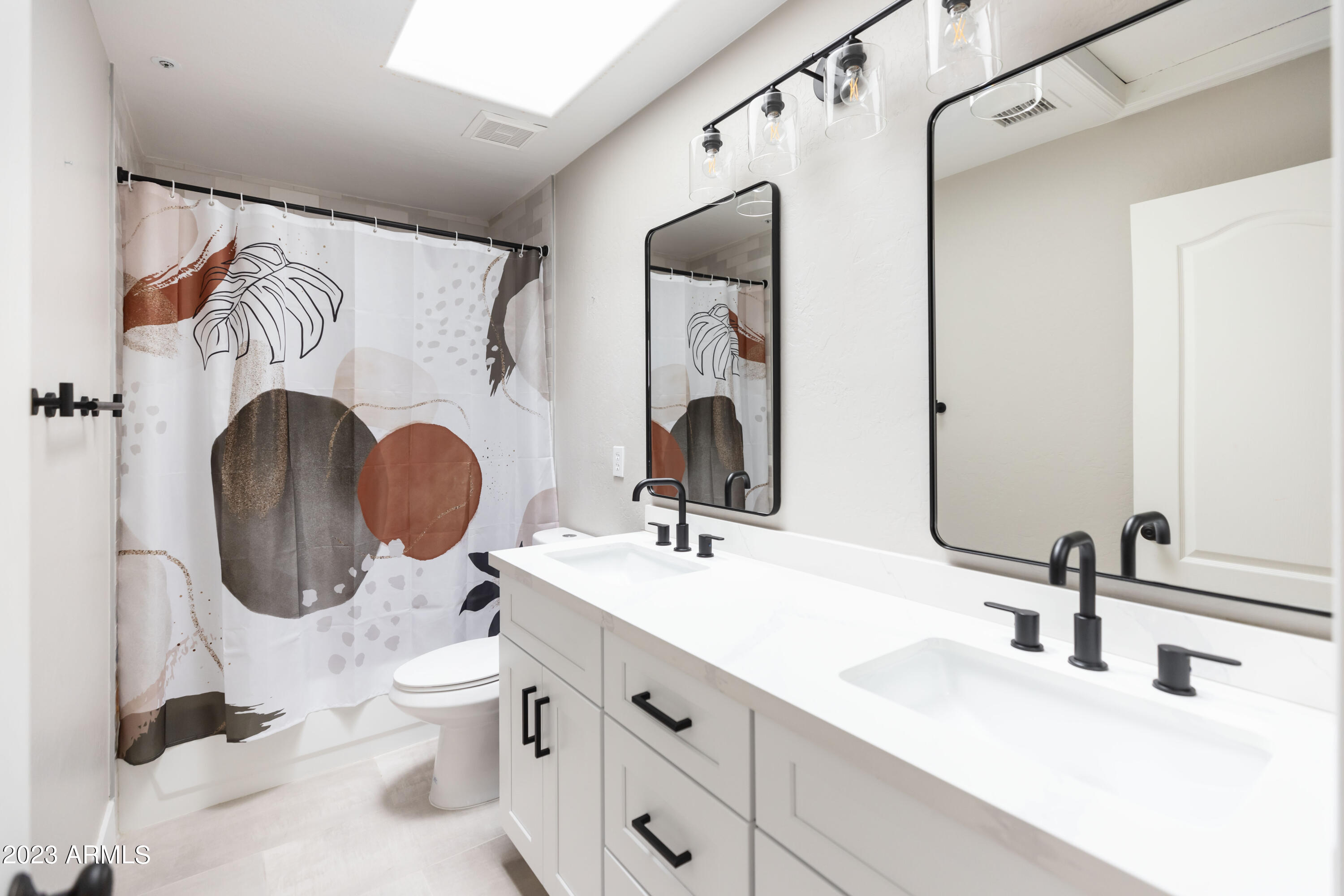 9656 E DAVENPORT Drive, Scottsdale