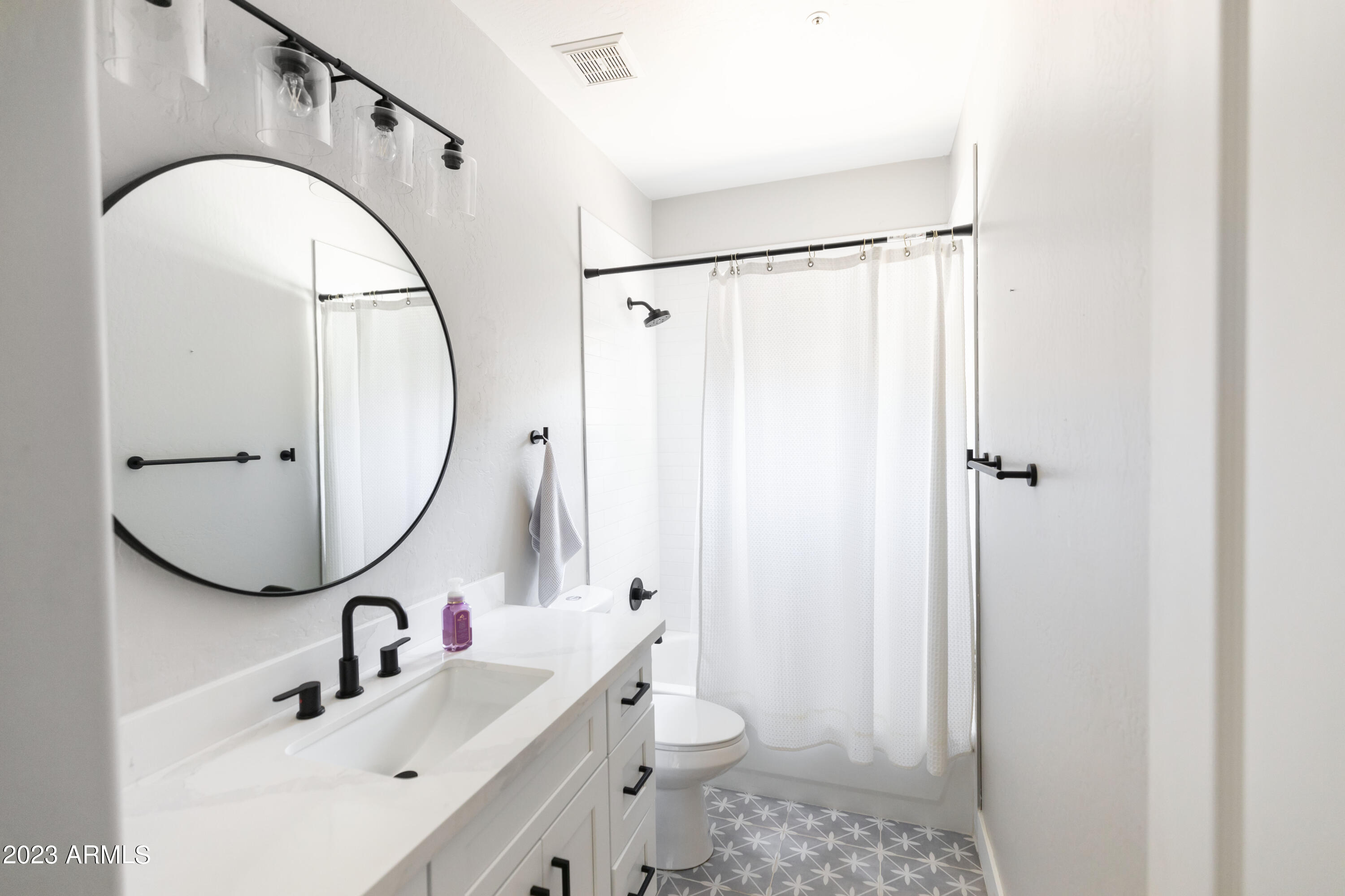 9656 E DAVENPORT Drive, Scottsdale