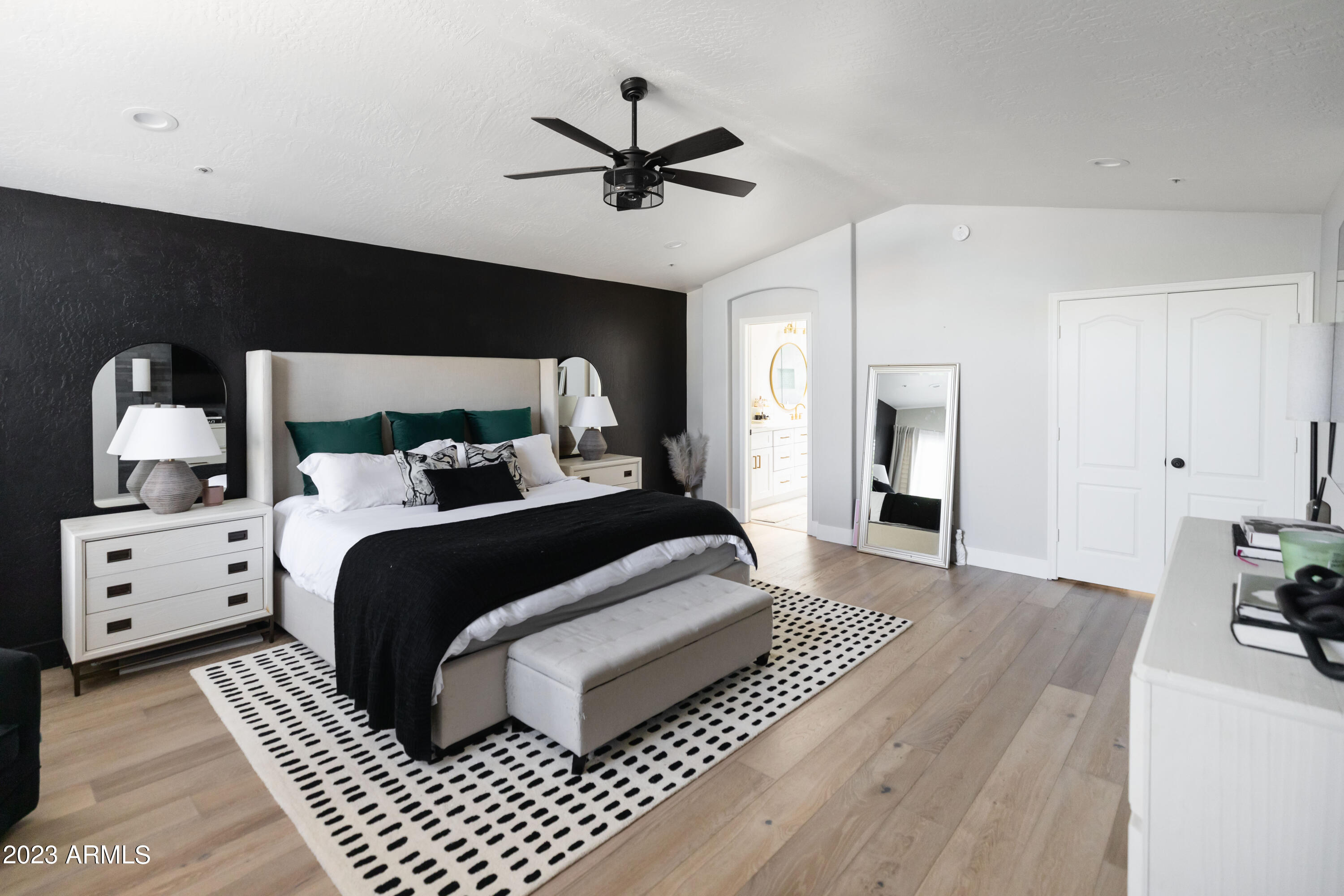 9656 E DAVENPORT Drive, Scottsdale