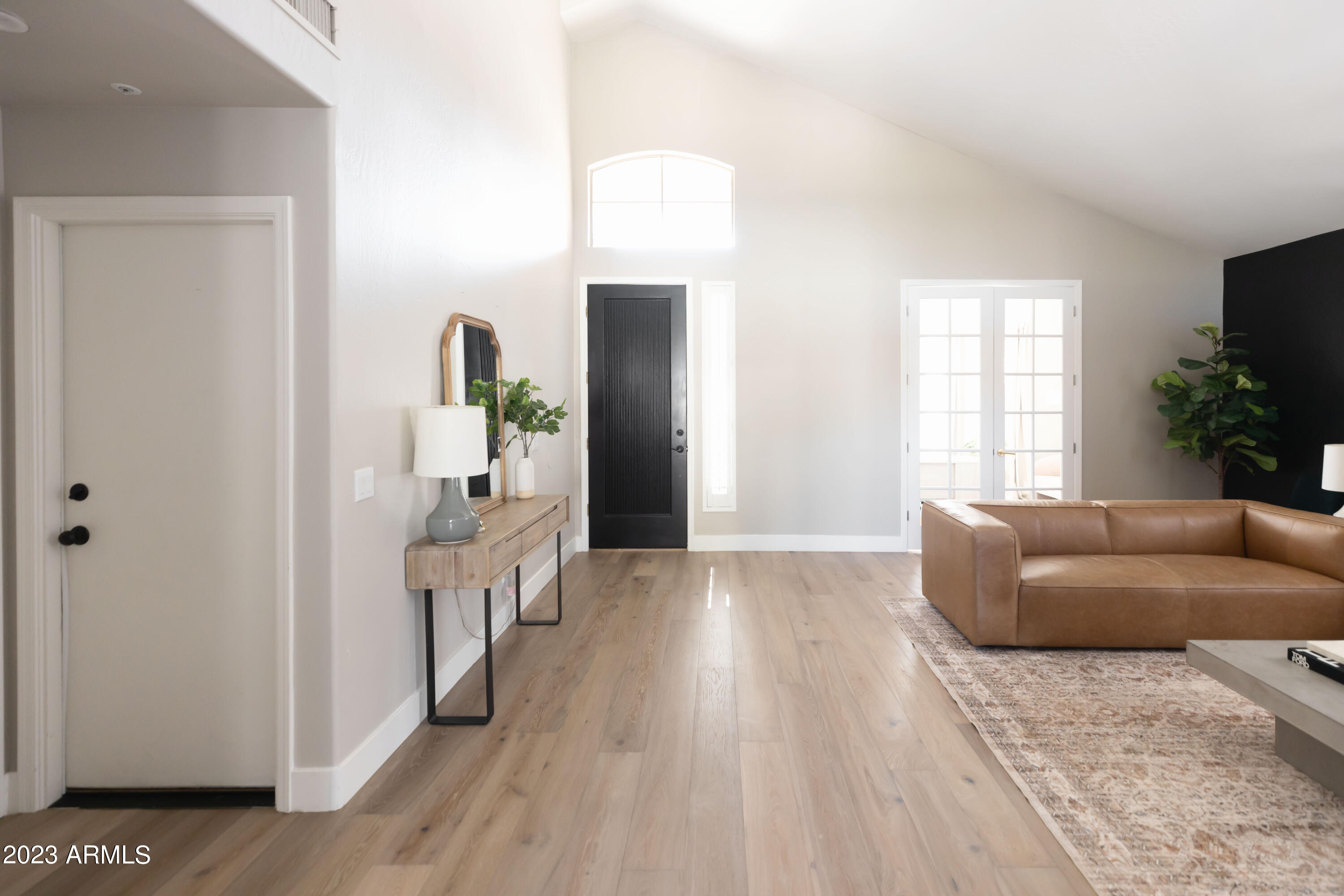 9656 E DAVENPORT Drive, Scottsdale