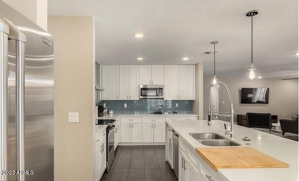 1852 E GENEVA Drive, Tempe