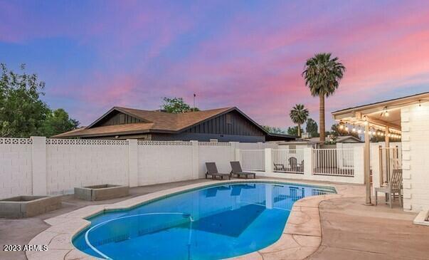 1852 E GENEVA Drive, Tempe