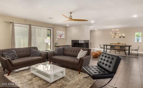 1852 E GENEVA Drive, Tempe