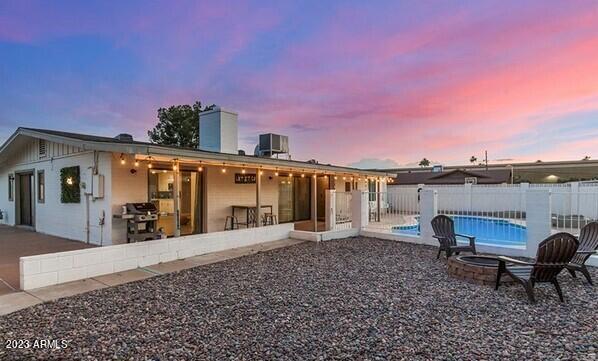 1852 E GENEVA Drive, Tempe