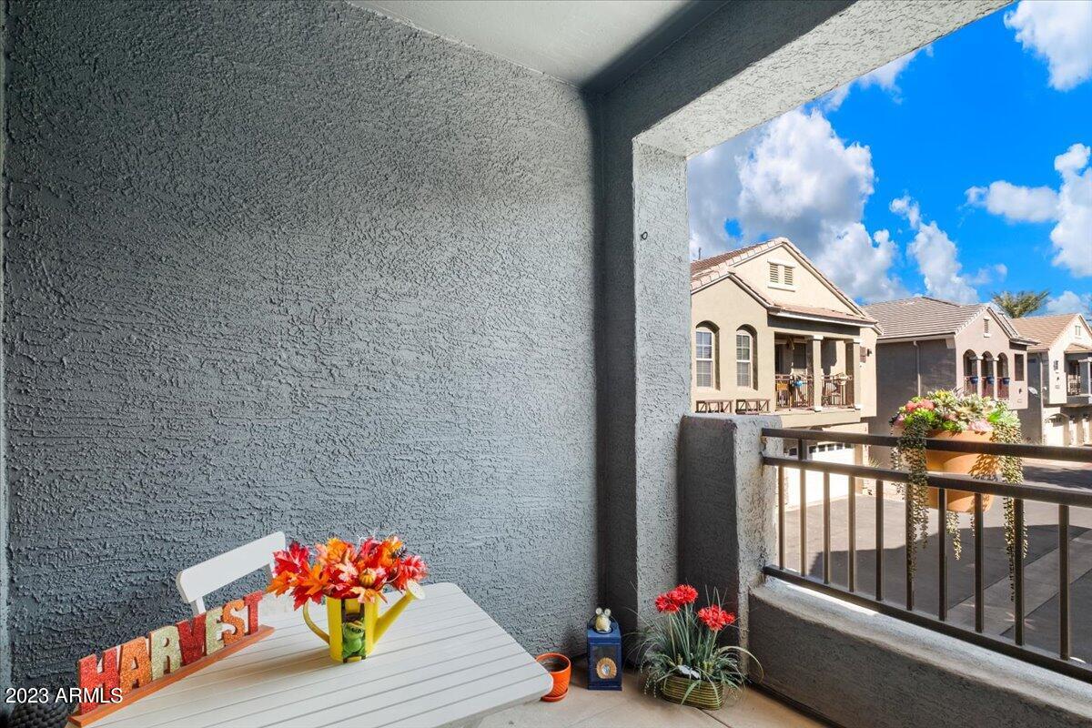 2401 E RIO SALADO Parkway, 1207, Tempe Unit: 1207