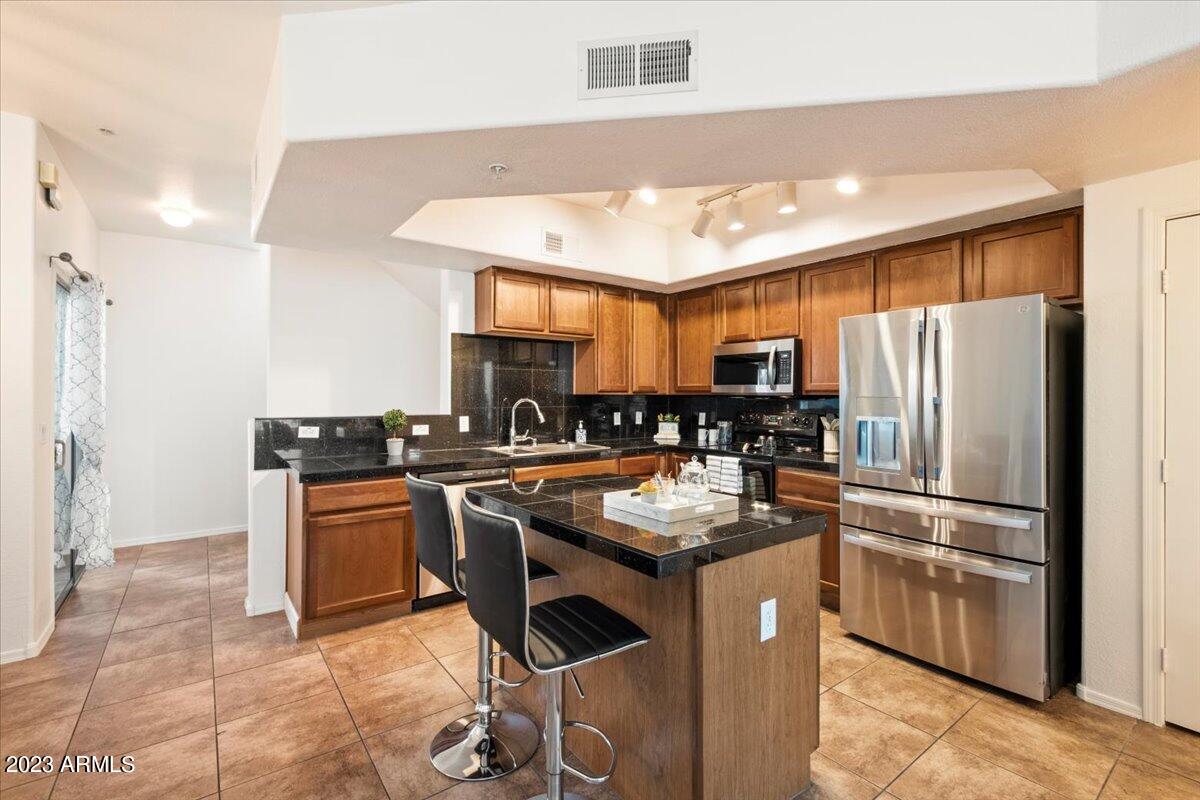 2401 E RIO SALADO Parkway, 1207, Tempe Unit: 1207