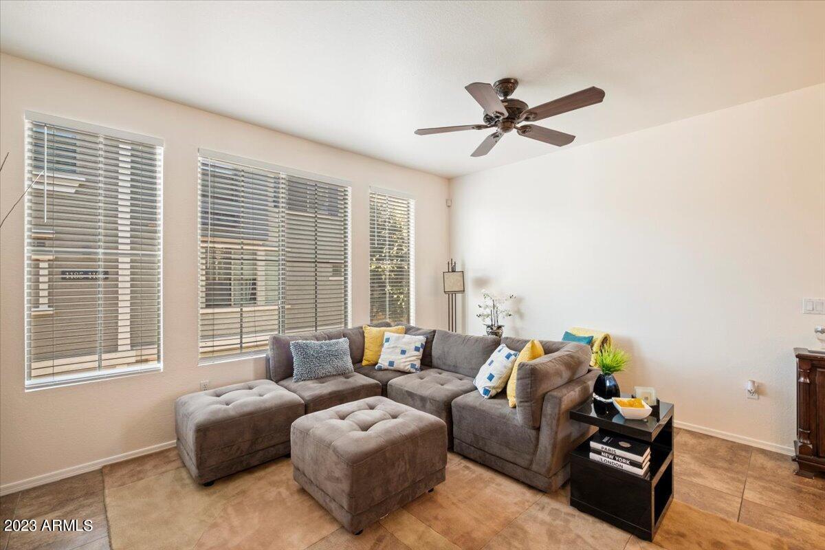 2401 E RIO SALADO Parkway, 1207, Tempe Unit: 1207