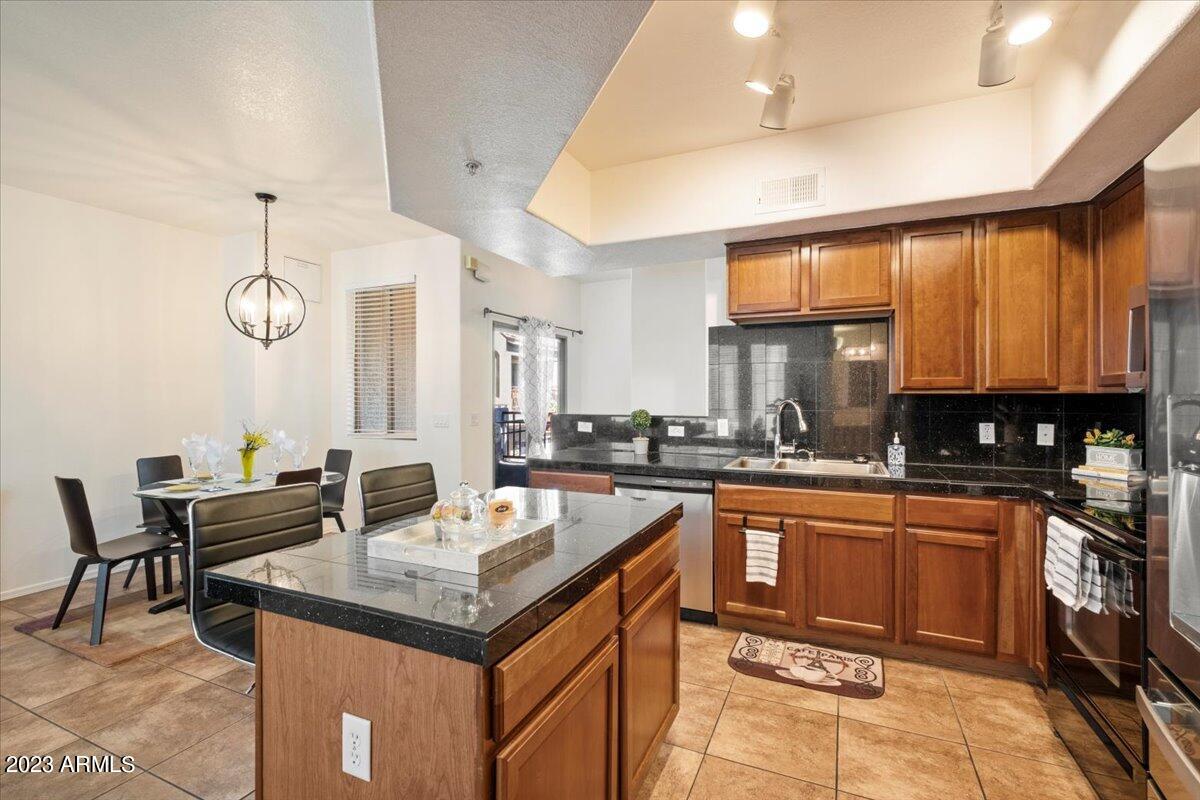 2401 E RIO SALADO Parkway, 1207, Tempe Unit: 1207