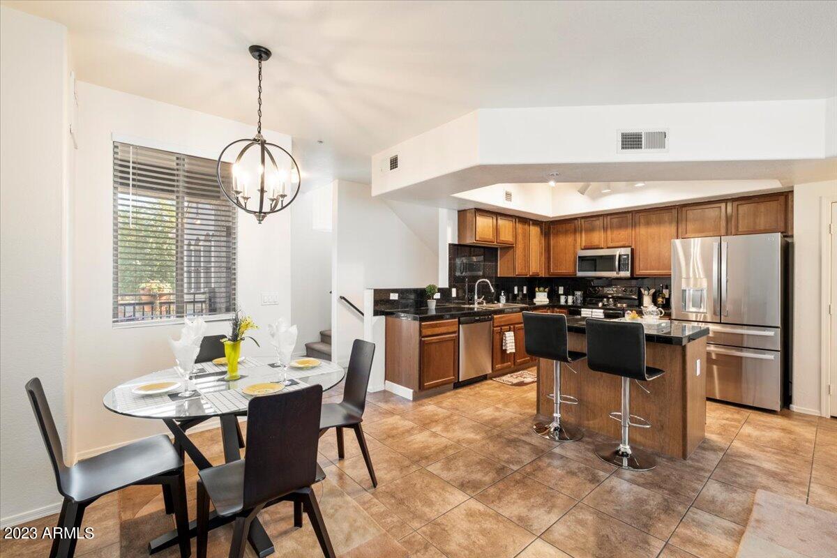 2401 E RIO SALADO Parkway, 1207, Tempe Unit: 1207