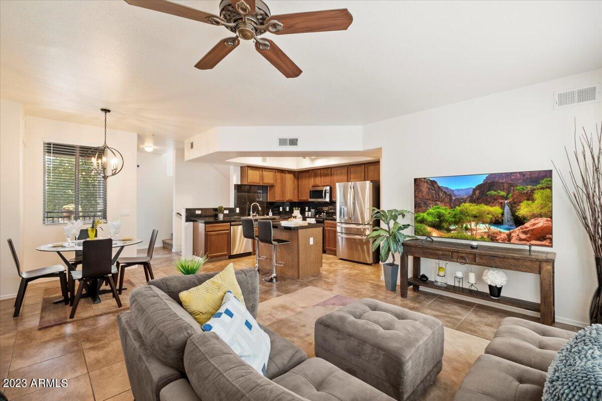 2401 E RIO SALADO Parkway, 1207, Tempe Unit: 1207