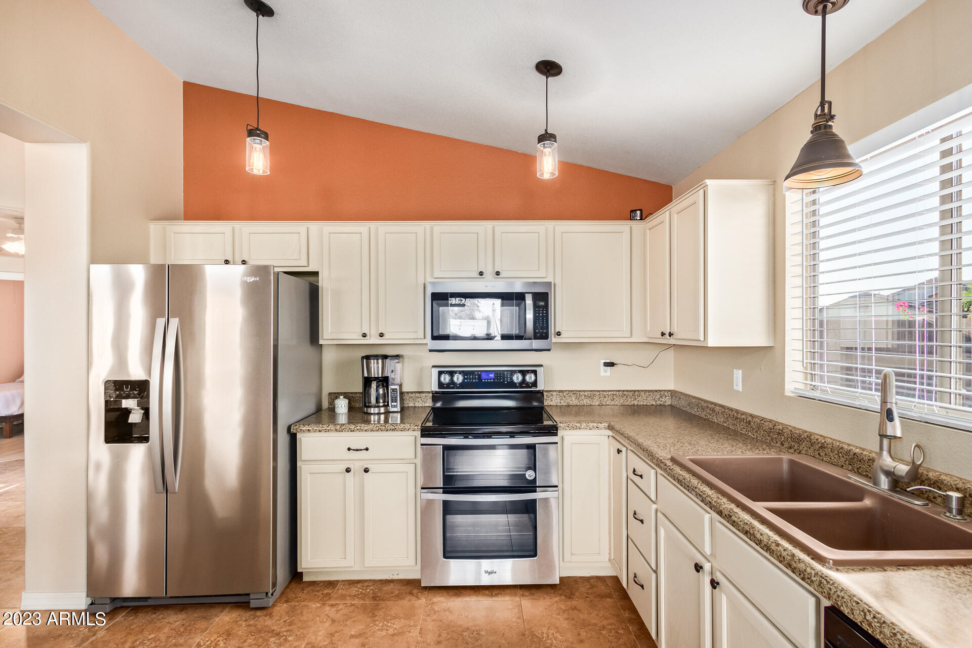 11235 S PALOMINO Lane, Goodyear