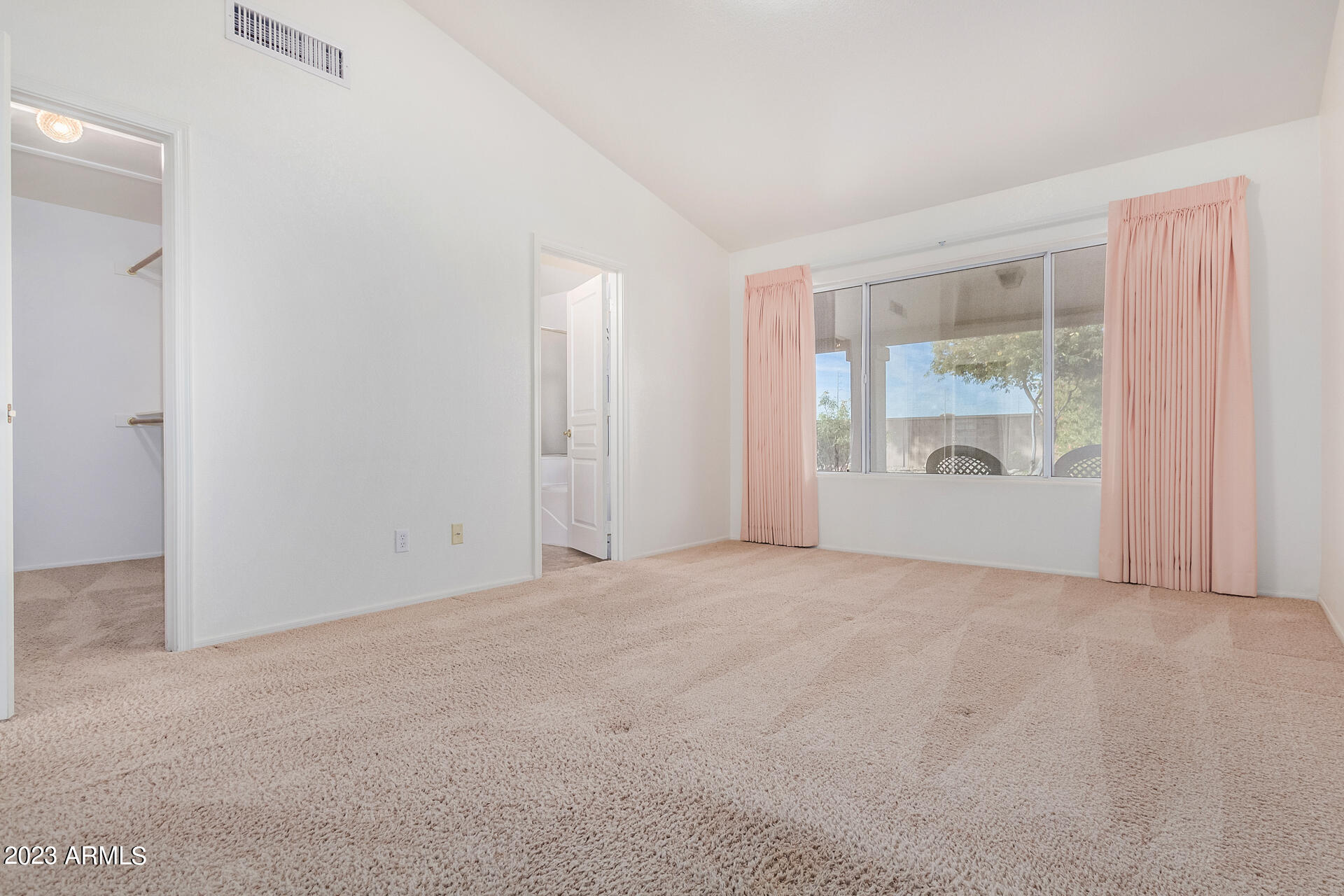 860 S PINEVIEW Drive, Chandler