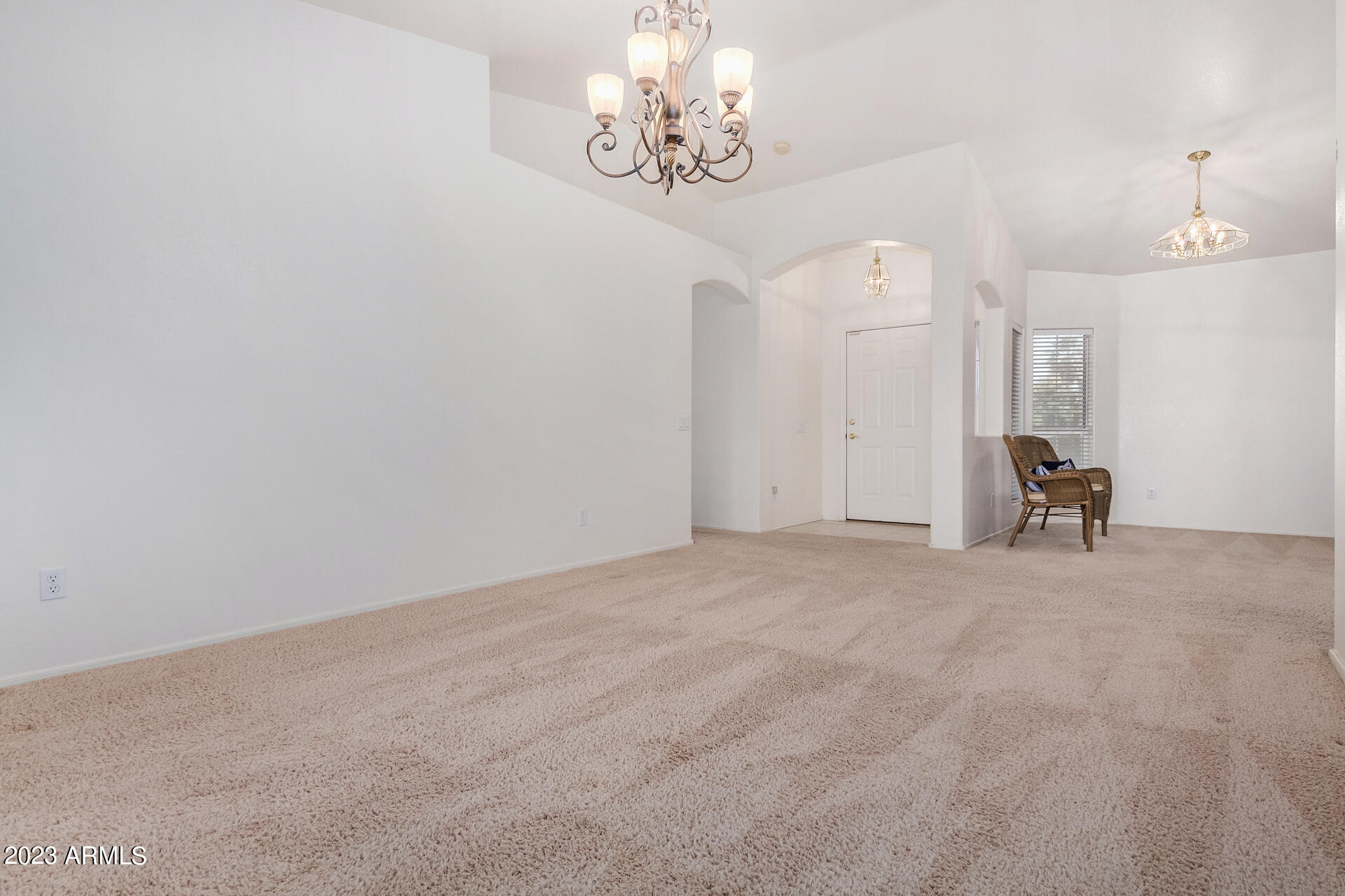 860 S PINEVIEW Drive, Chandler