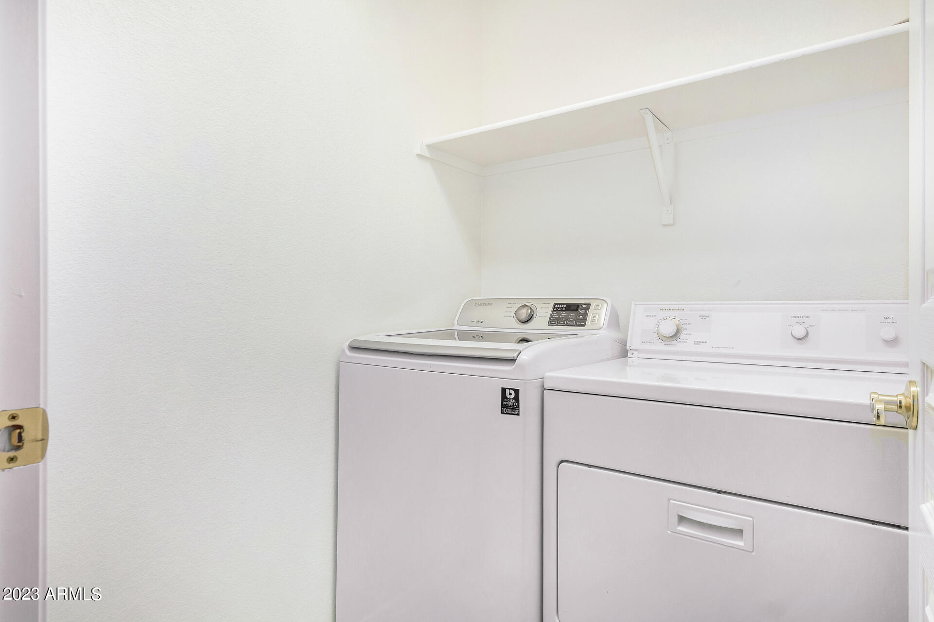 860 S PINEVIEW Drive, Chandler